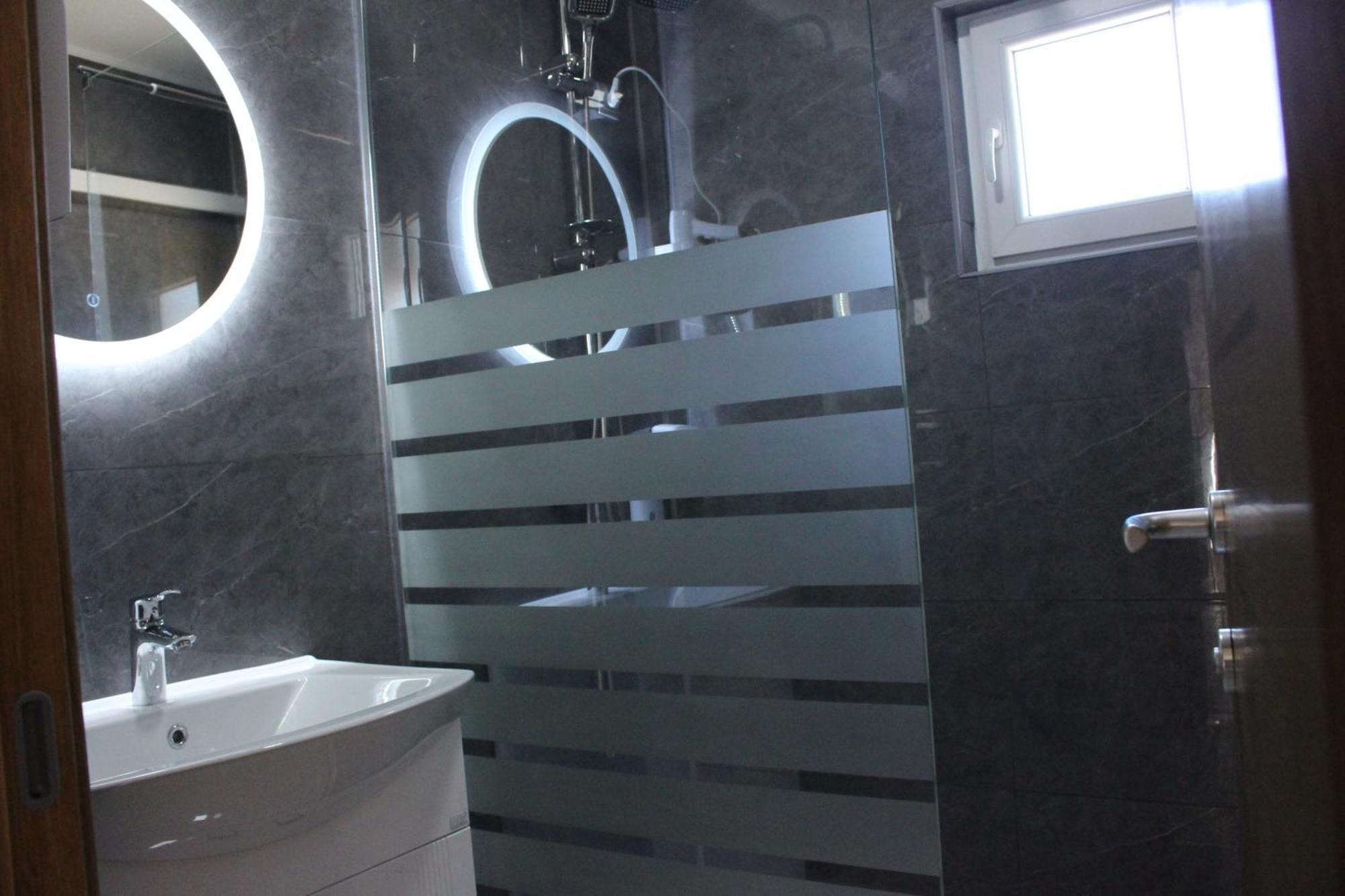 Apartmani Ramonda Teslic Bagian luar foto